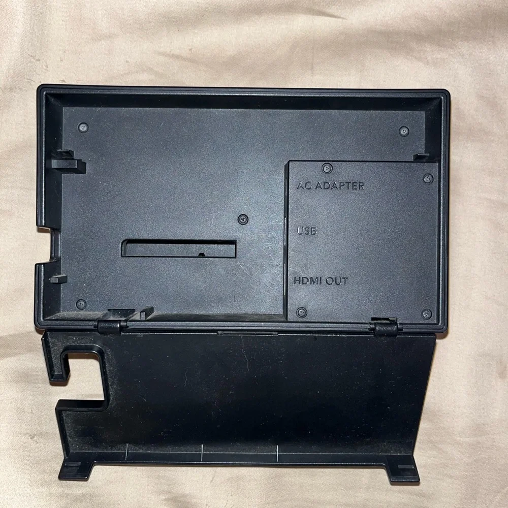 NINTENDO SWITCH & DOCK ONLY